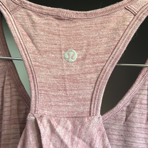 Lululemon Essential tank top pleated - Picture 3 of 4